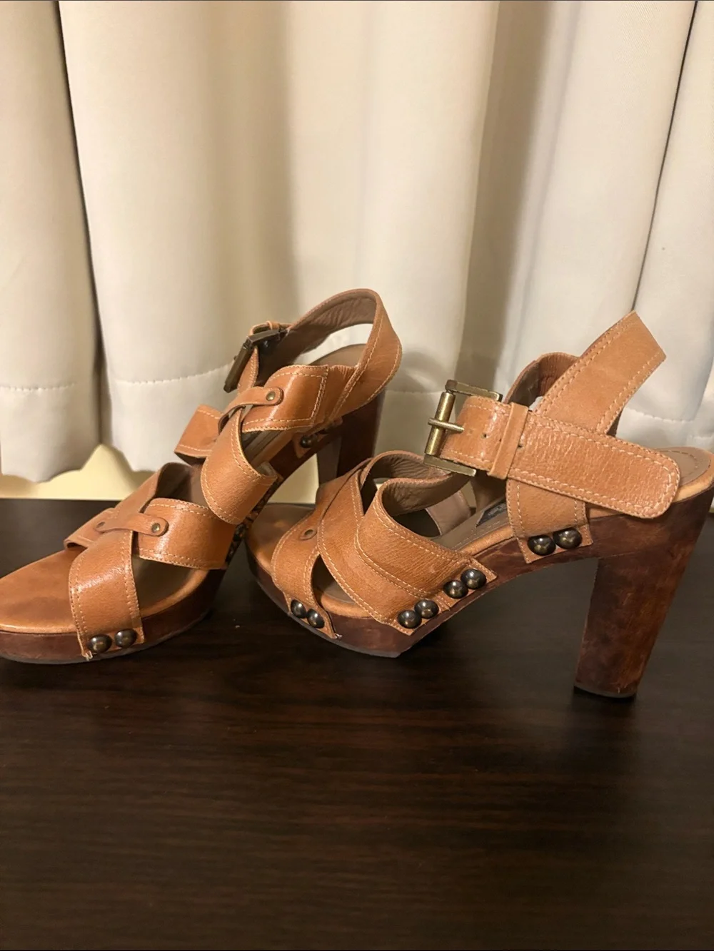bon.bonite Vintage Women's Tan Crisscross Leather Wedge Sandals 6